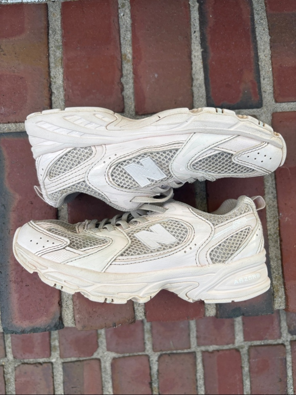 New Balance 530 Bungee Athletic Sneakers